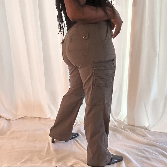 #Y2K/#2000’s cargo pants. - Picture 2 of 7